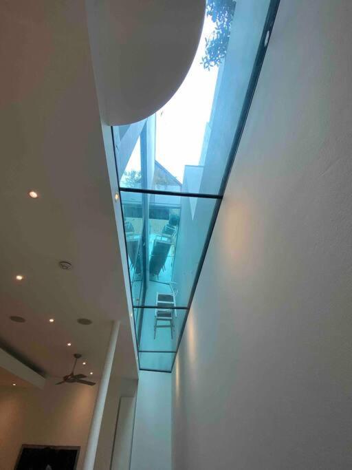Ferienhaus Stunning 4 Bed Mews House With Patio