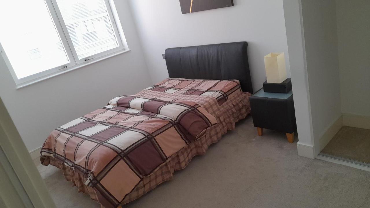 Two Bedroom Near Southall Station!