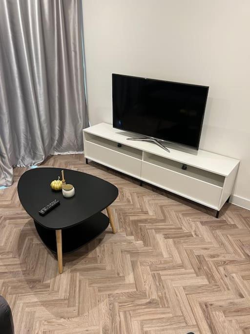 Stunning One Bedroom Apartment London