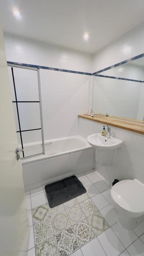 Charming 1-bedroom In Woolwich London
