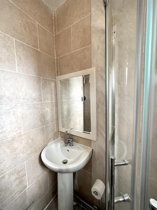 Stunning 2-bed Near London. Apartamento