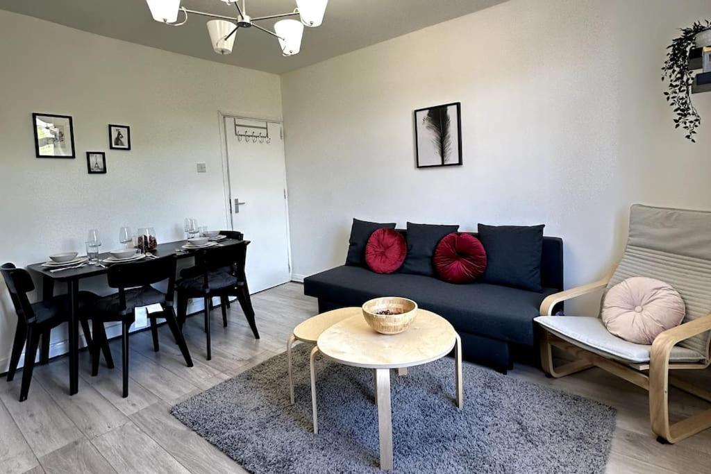 Apartamento Stunning 2-bed Near London. *