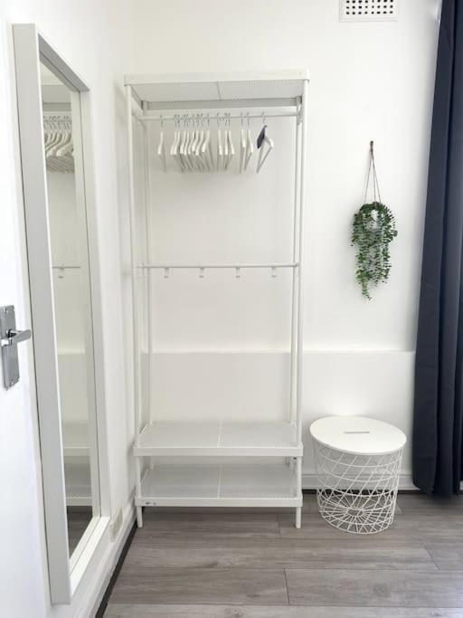 Stunning 2-bed Near London. Apartamento *