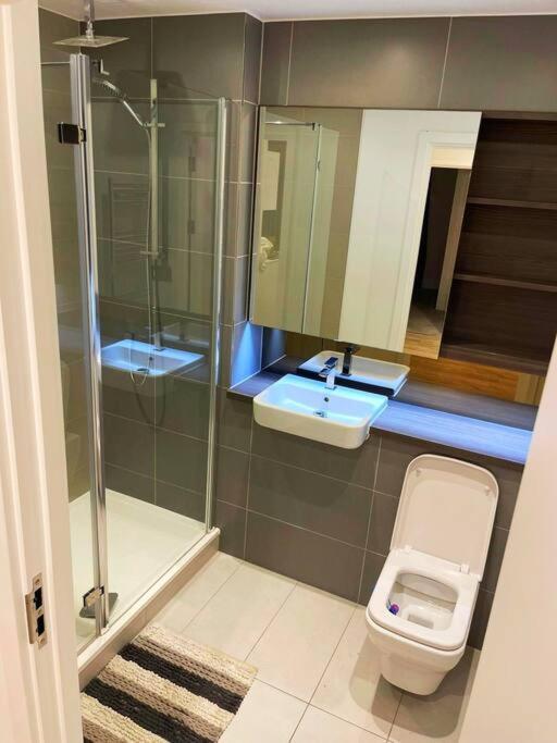 Morden Luxury 2bedroom Apartamento