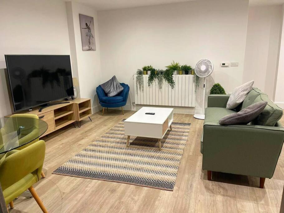 Morden Luxury 2bedroom Londres