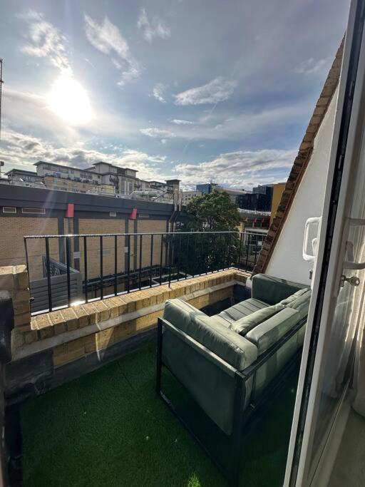 Modern Flat With Balcony In Heart Of *