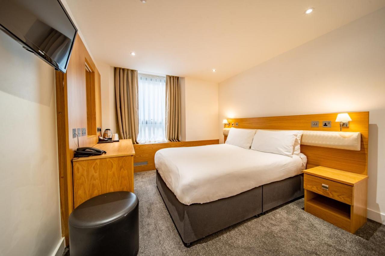 Park Hotel London