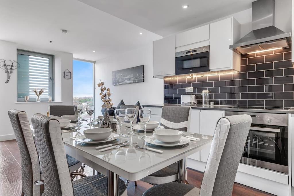 Appartement Contemporary 1 Bedroom Flat In Bp4