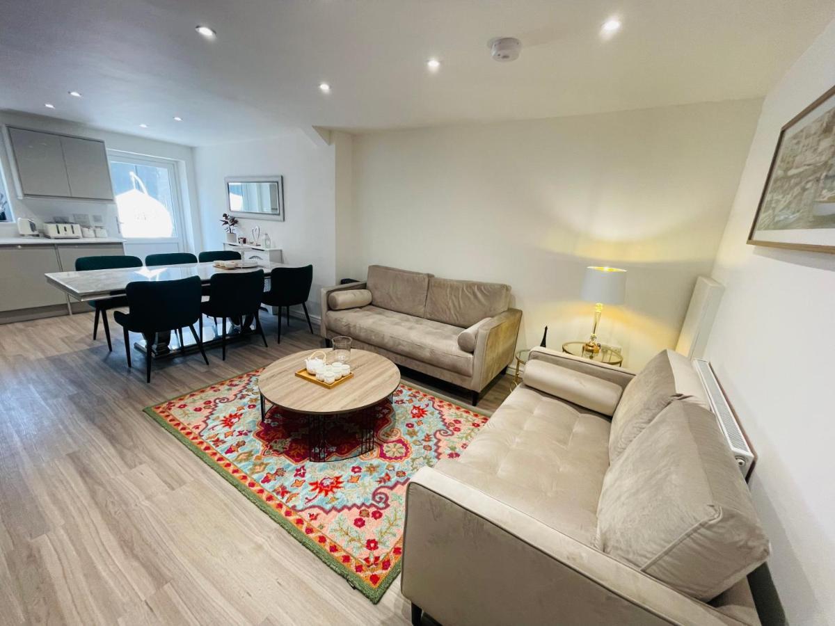 Pensión Riverside En Double E14 Londres