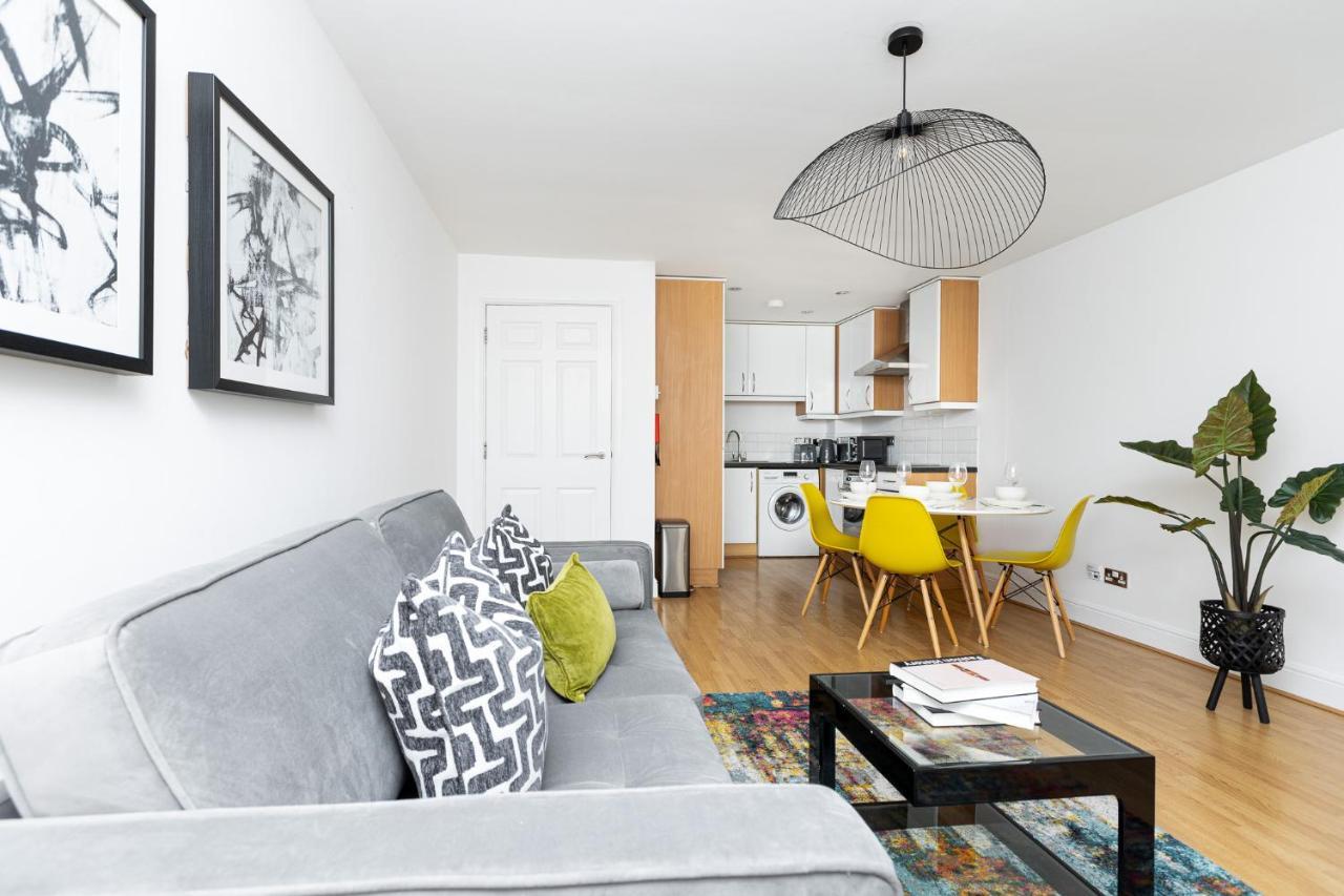 Fantastic 2br Flat, 3 Min Shoreditch High Street Apartment London