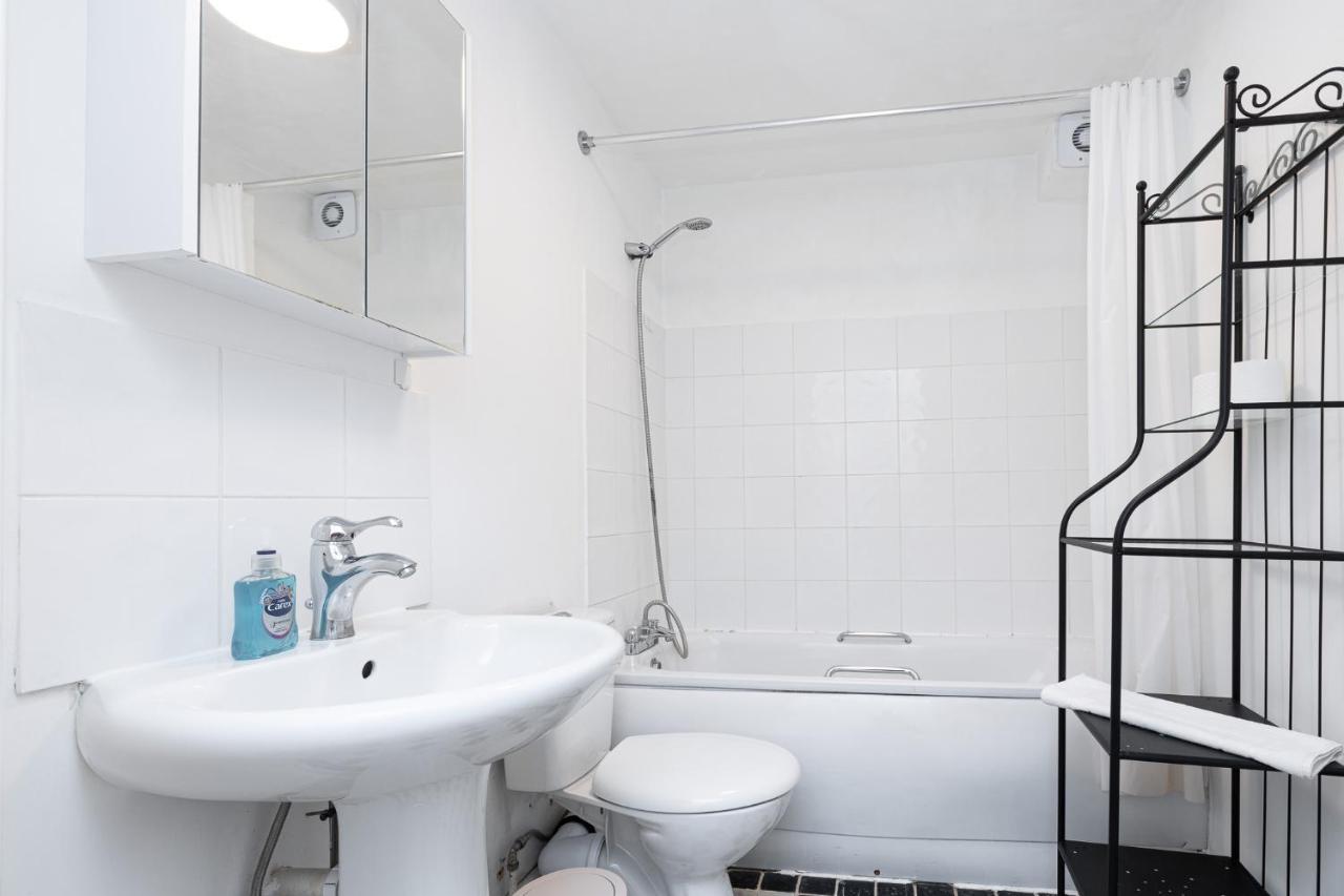Fantastic 2br Flat, 3 Min Shoreditch High Street * London