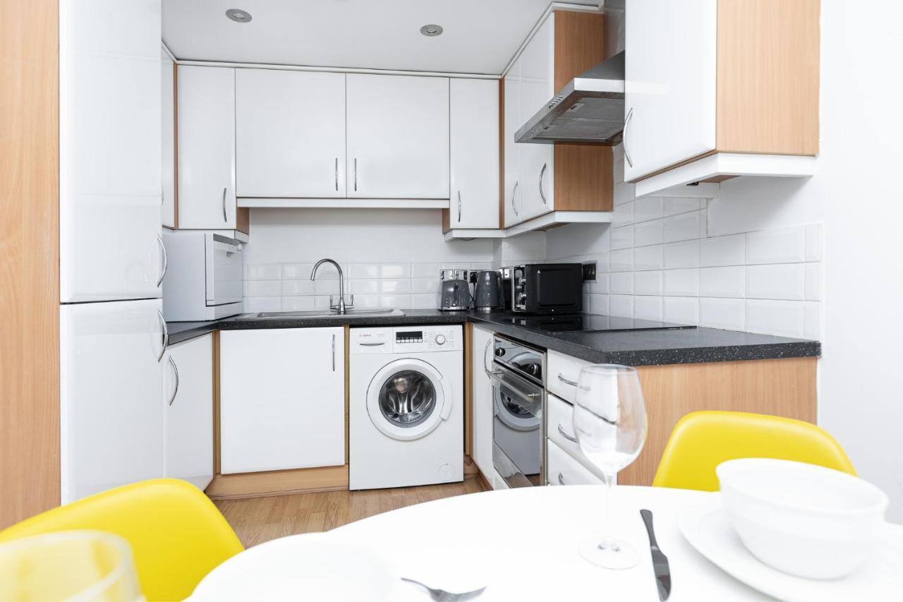 Apartment Fantastic 2br Flat, 3 Min Shoreditch High Street London