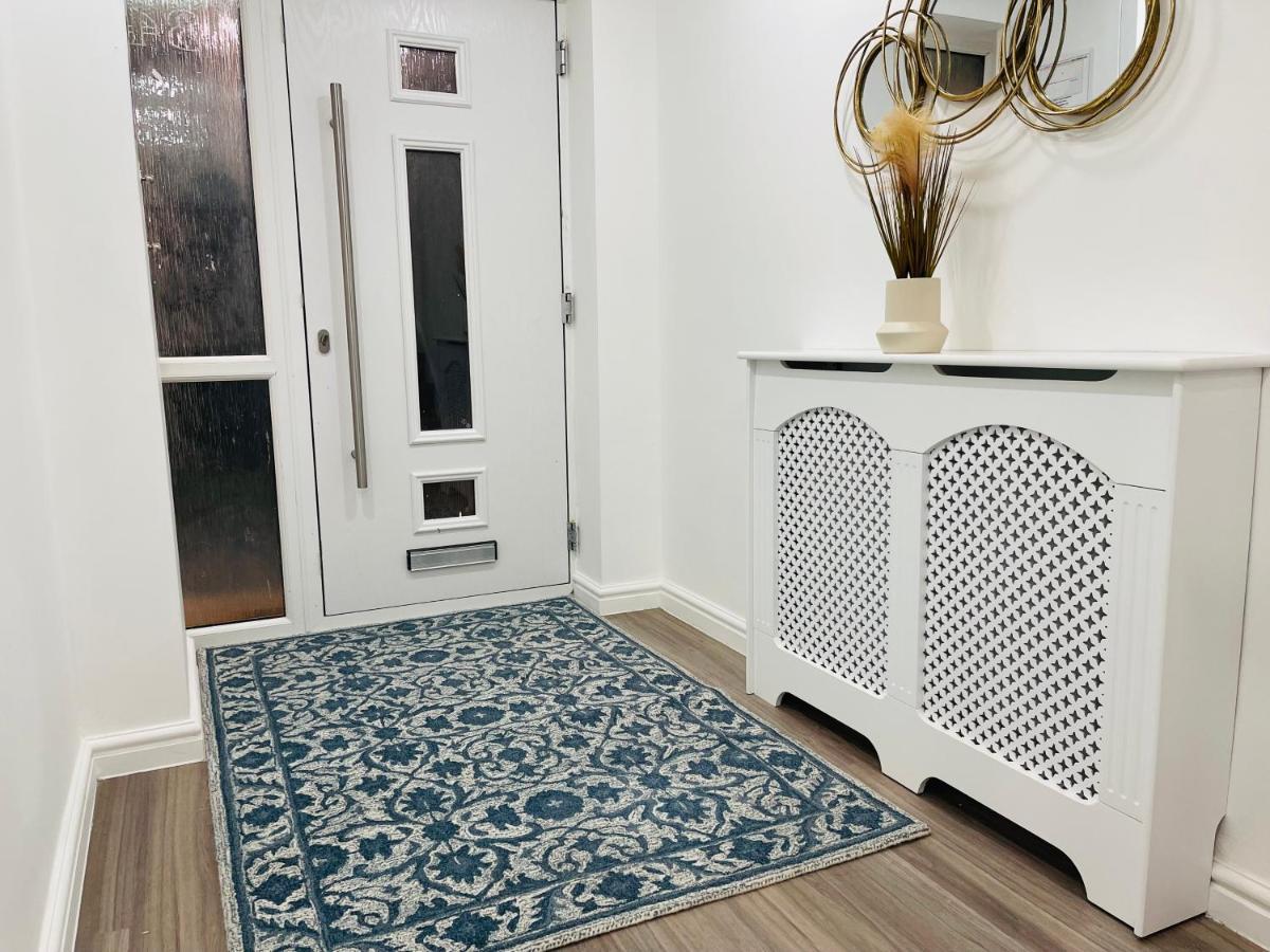 Guest house Riverside Docklands E14 London