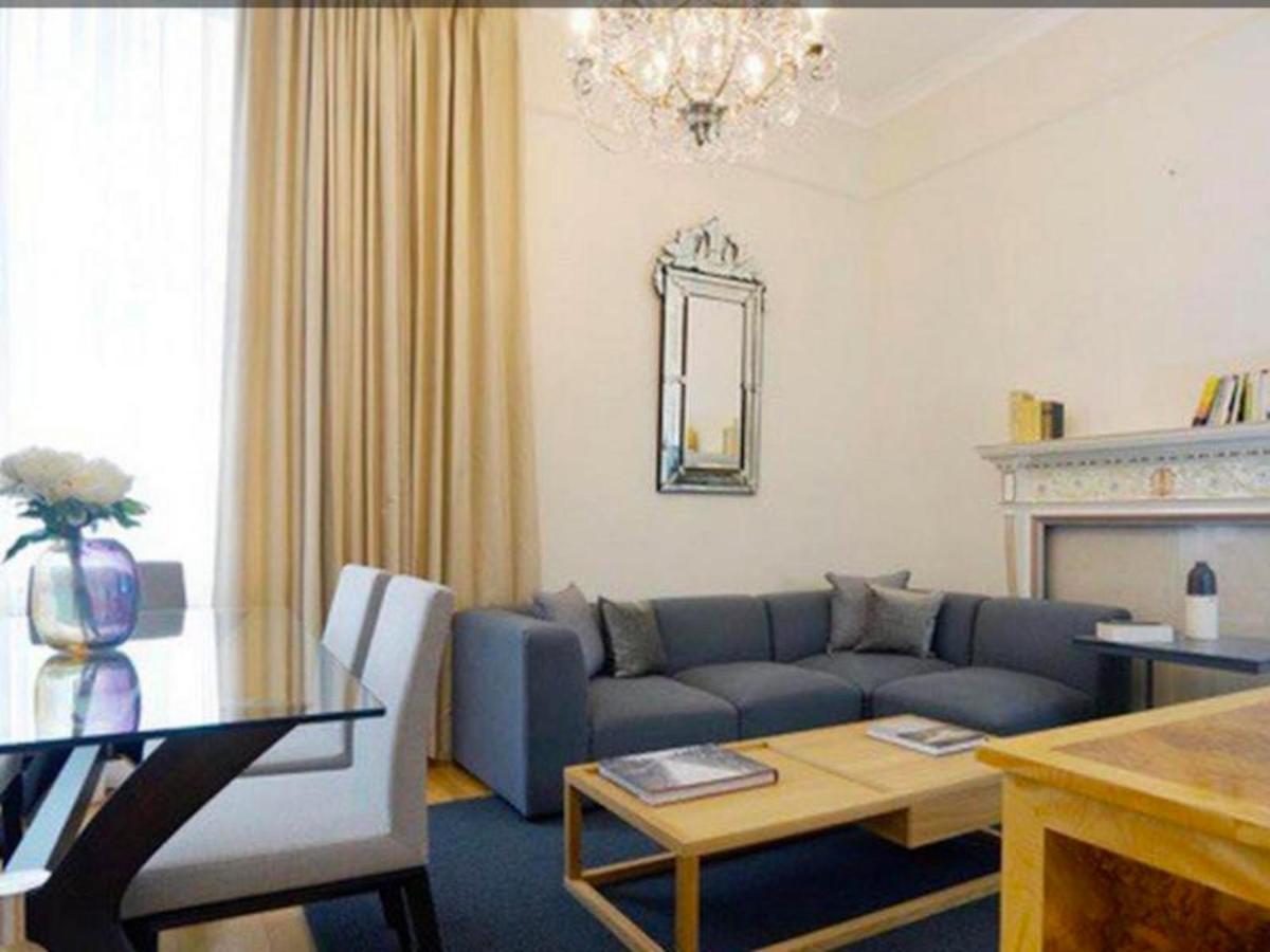 2 Bed Luxury Serviced In Belgravia Apartment *