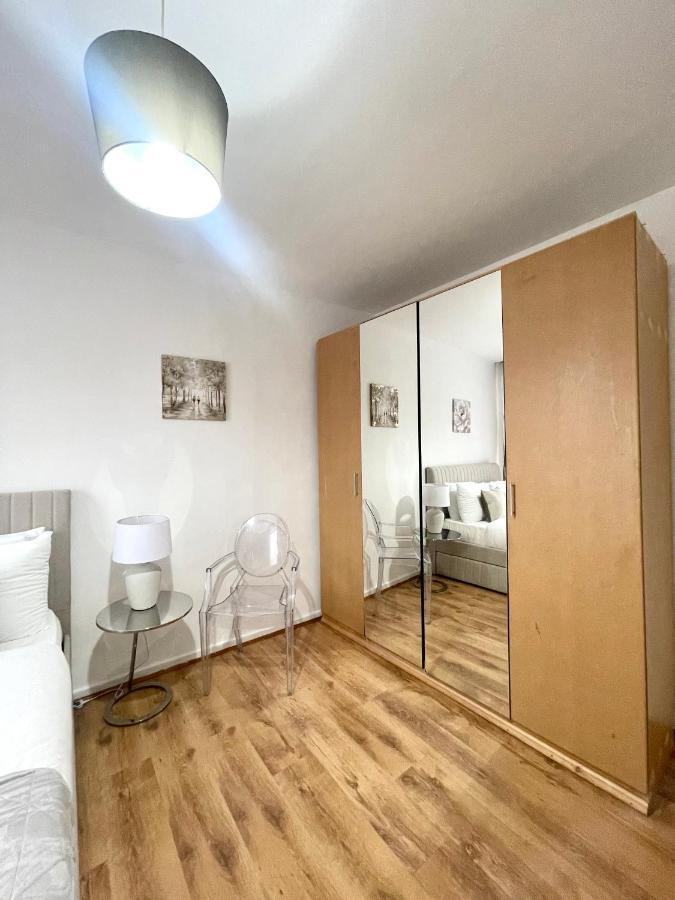 Apartment Central Hyde Park London