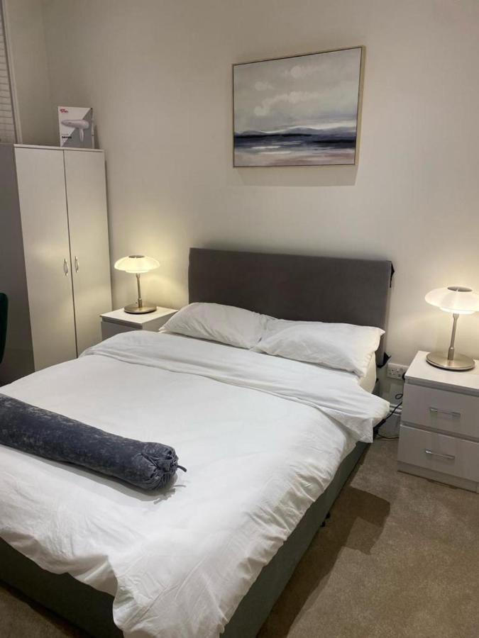 Stunning 1-bed -sleeps 2 & Links