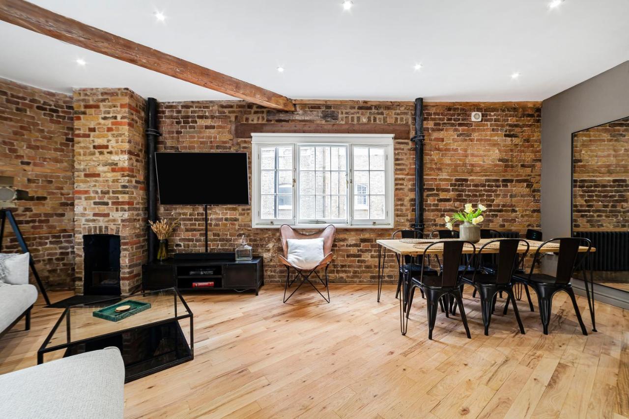 Newly Refurbished Warehouse Cnv 2br Bermondsey Apartment