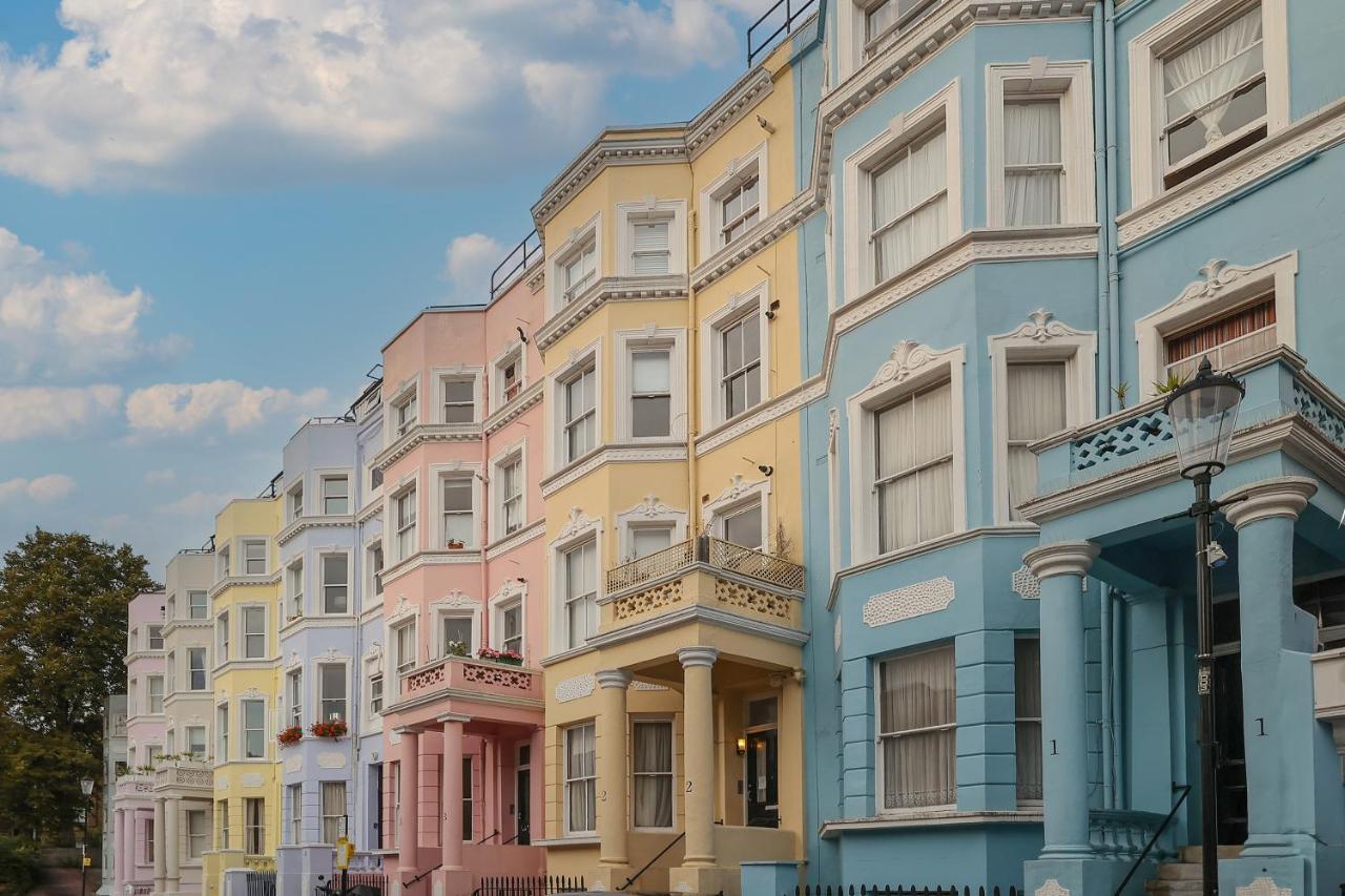 2 Bedroom Chic With Private Balcony In Notting Hill * Londen