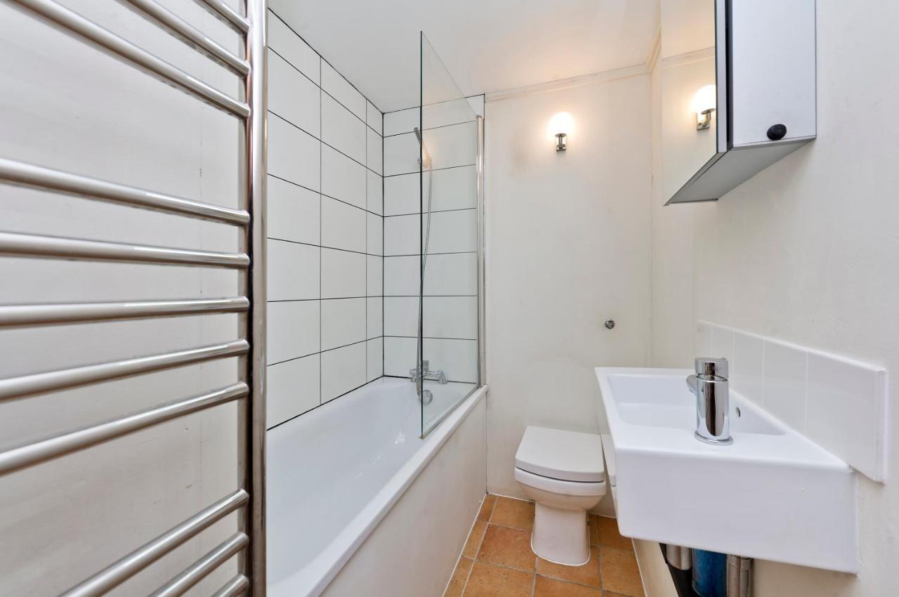Joivy Charming Flat Overlooking River Thames * London