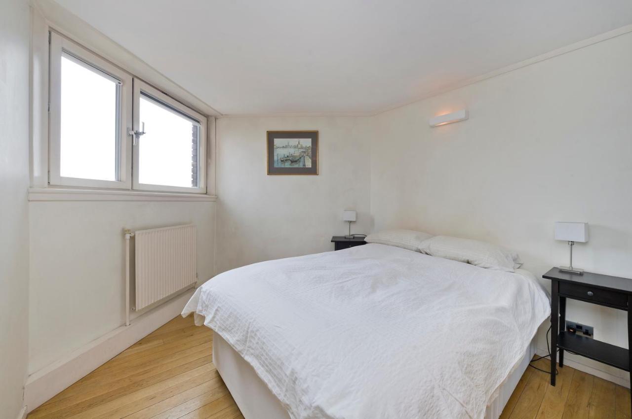 Joivy Charming Flat Overlooking River Thames Apartment