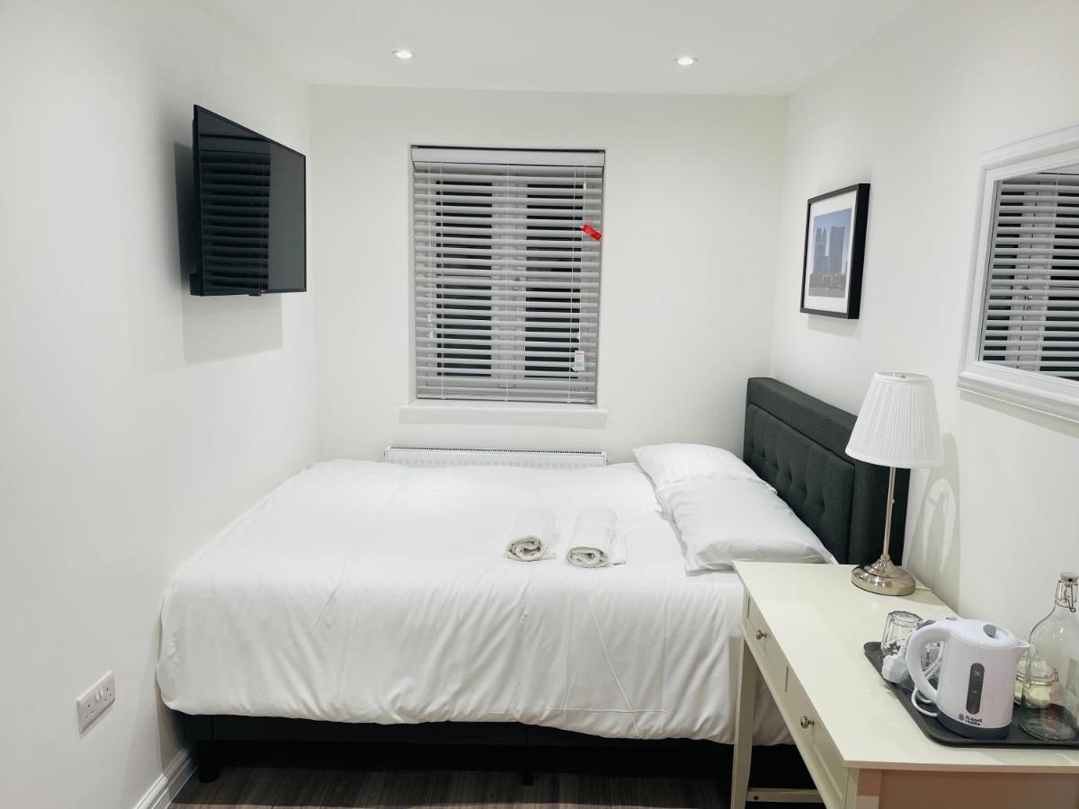 Pensión Riverside Premium Double Garden View E14 *