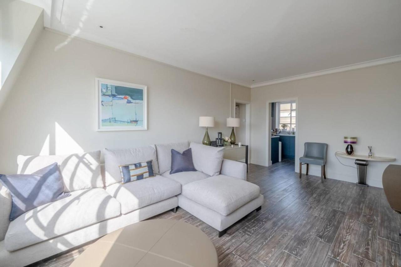 Beautifully Decorated 1bd Oasis - Earl's Court! Apartment London