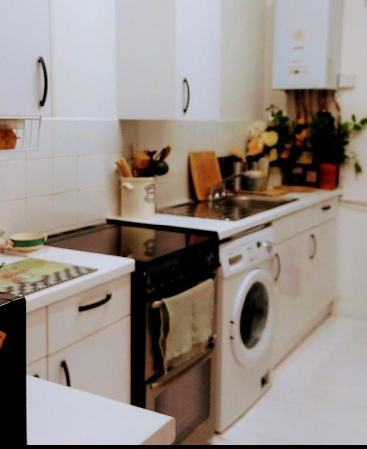 Centrel To Single Bed Quiet With Host And Breakfast Homestay *