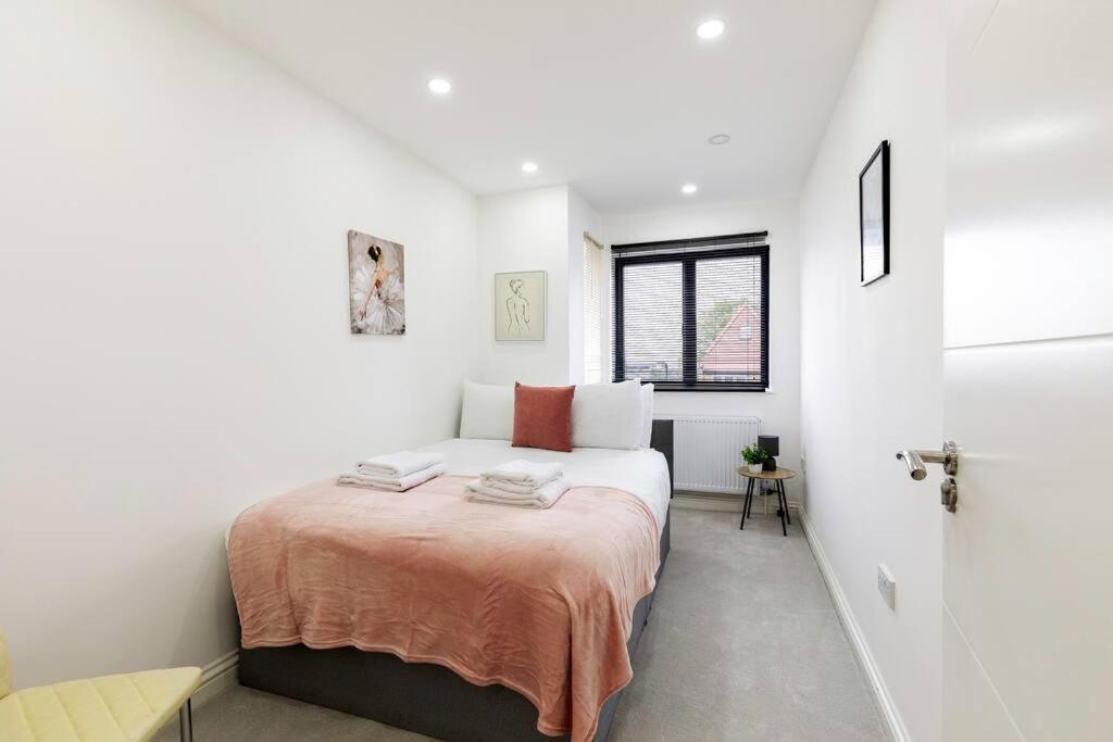 Villa Massive West 7 Bed Modern London