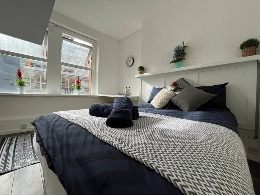 Glasshouse Yard Studio's F1 Londen
