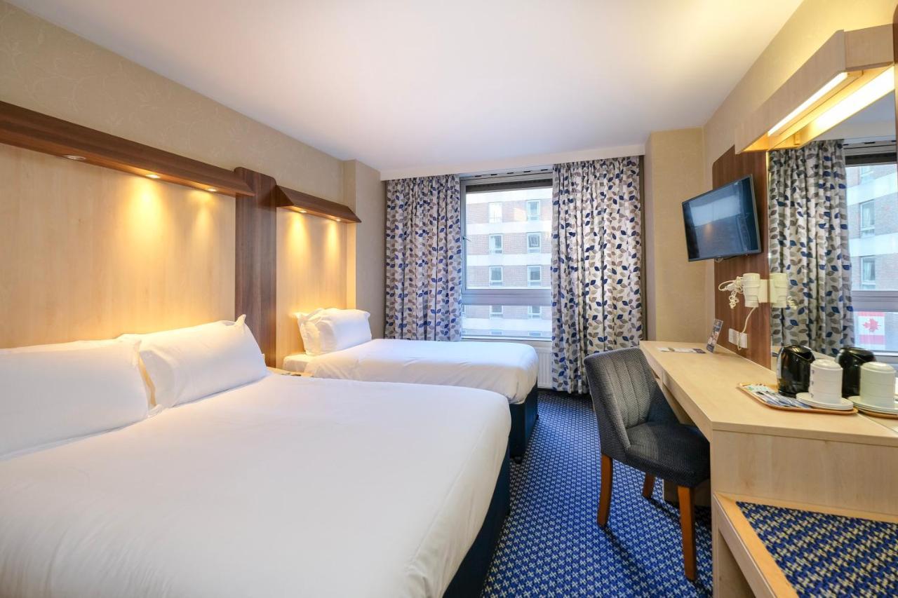 Hotel Sleeper At Royal National