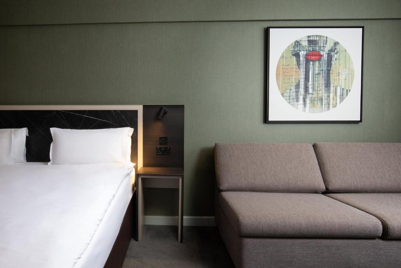Sleeper At Royal National London