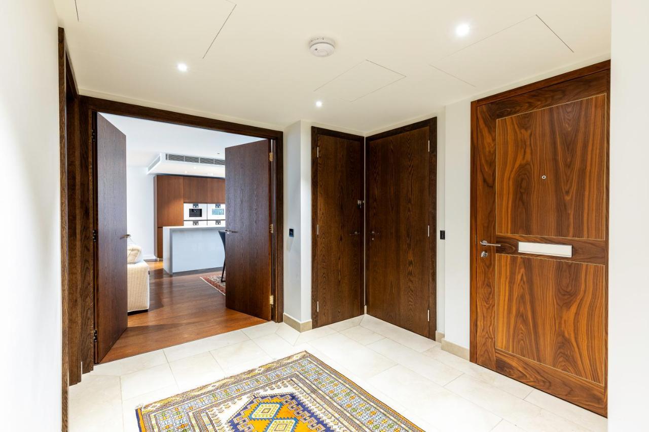 Beautiful 4 Bed Abode Near Imperial Wharf * London