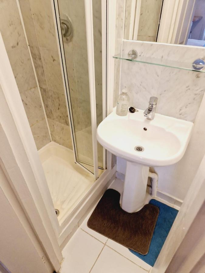 Bright Studio Floor Near Paddington F20 London