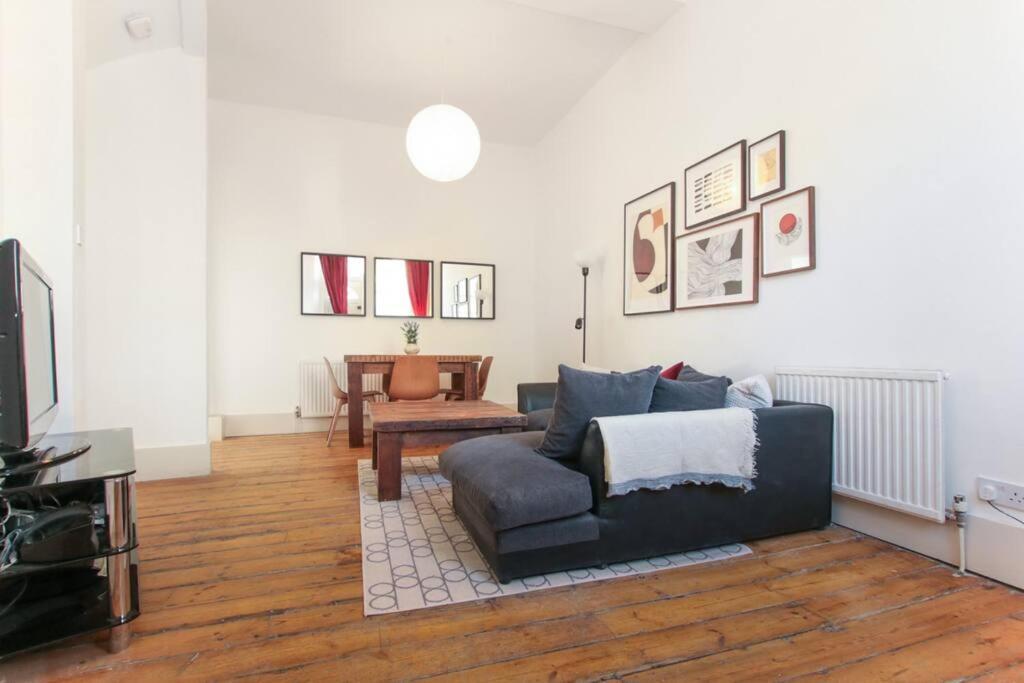 Bright & Spacious 1br Duplex, Islington, Angel Apartamento *