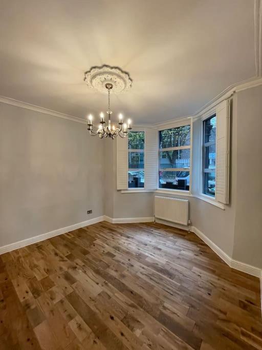 Holiday home A Beautiful Terraced House In Central *