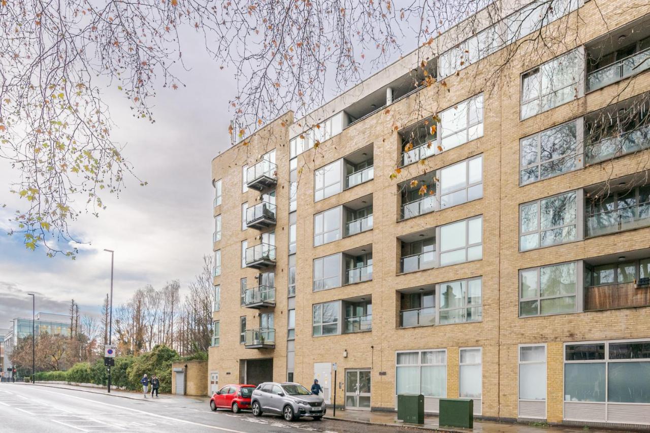 Appartement Experience Chiswick In Comfort 2Bd Flat With Ac And Modern Design