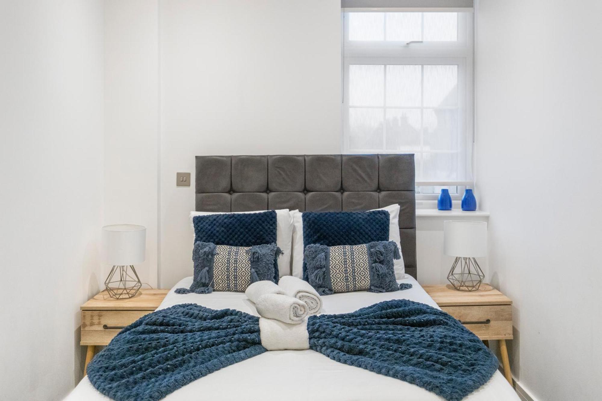 Welcoming And Spacious Apartment- Excellent Location Appartement Londen