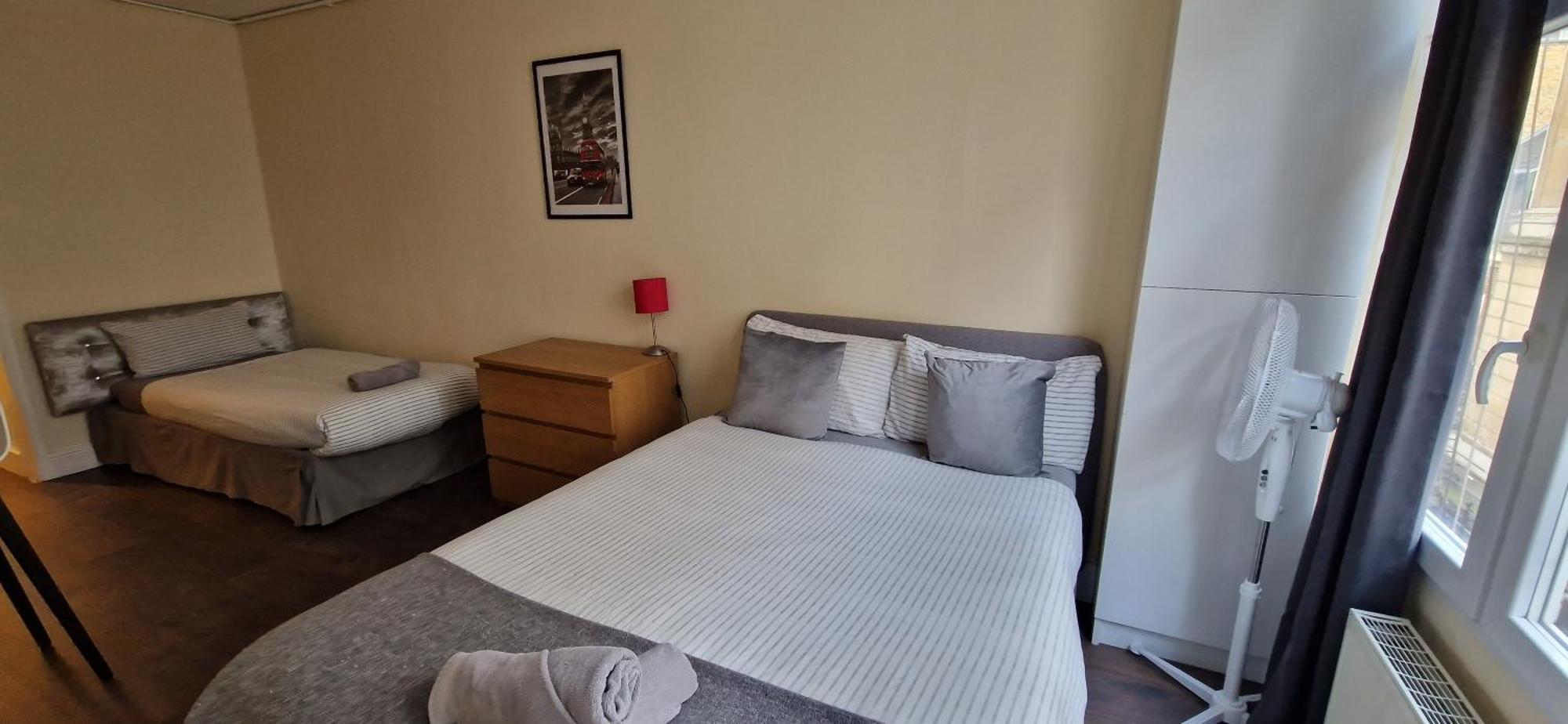 Habitación en casa particular Affordable In Shared Flat, Bridge