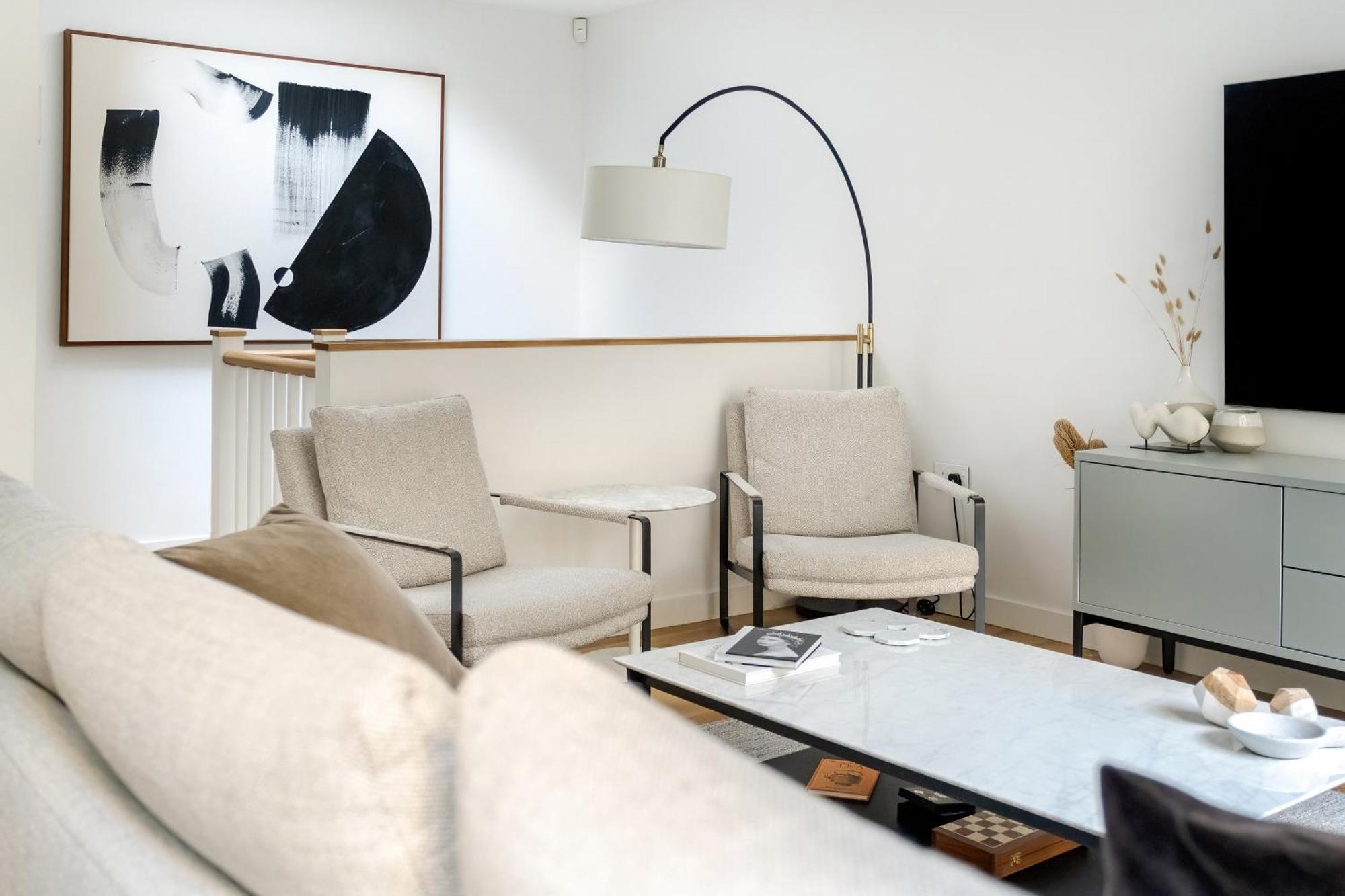 Luxury Mayfair Townhouse With Ac 3br 3ba Ferienhaus