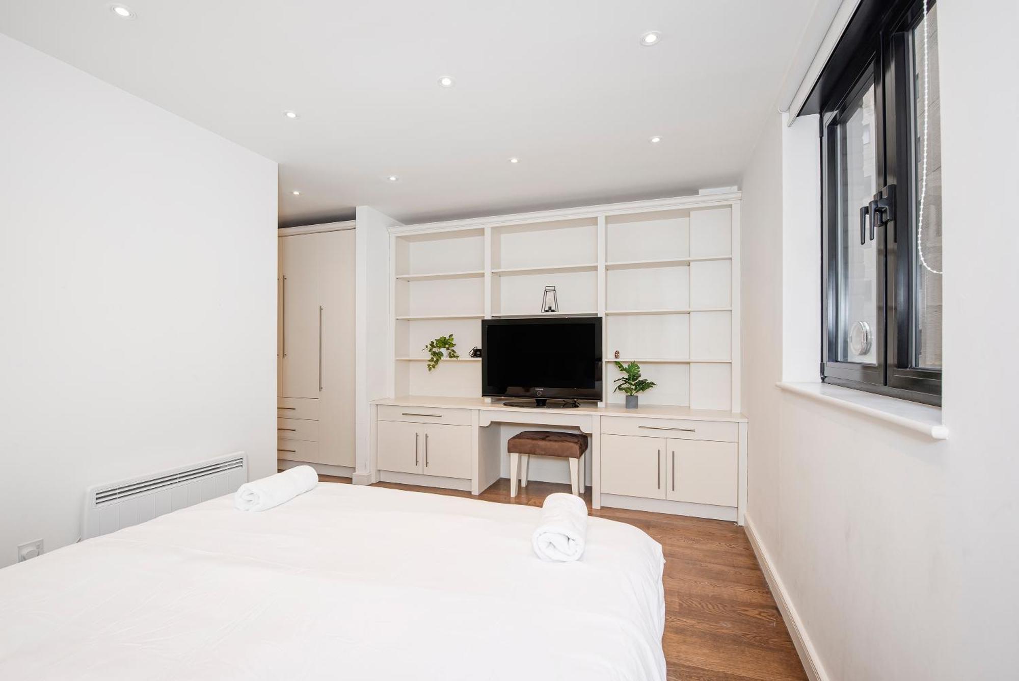 2 Bed Maissonette Londres