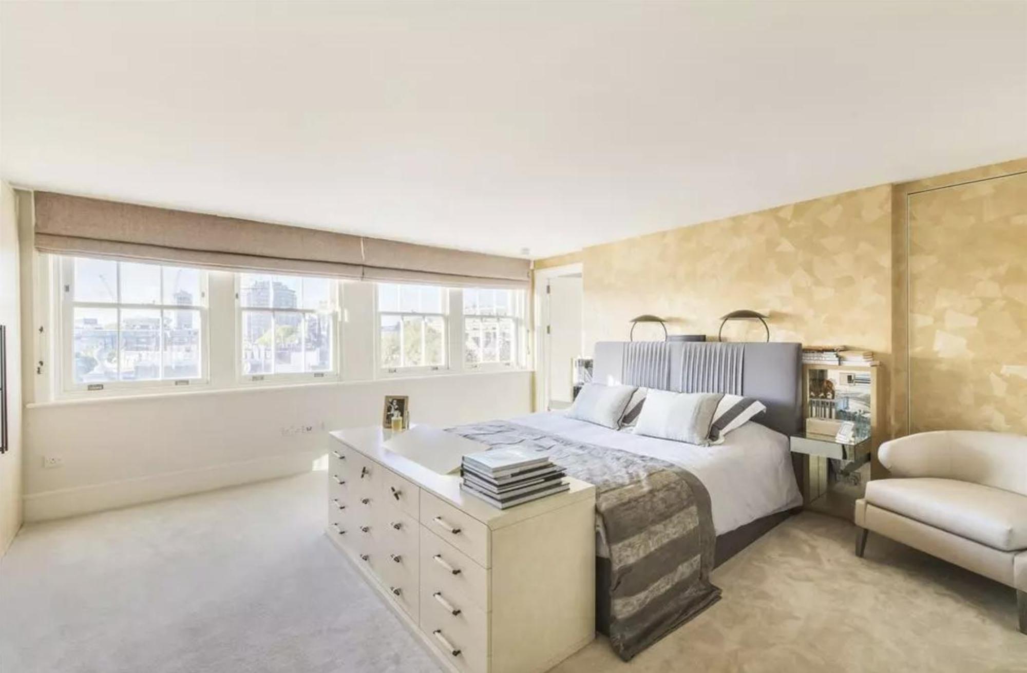 Apartment Penthouse With A View London