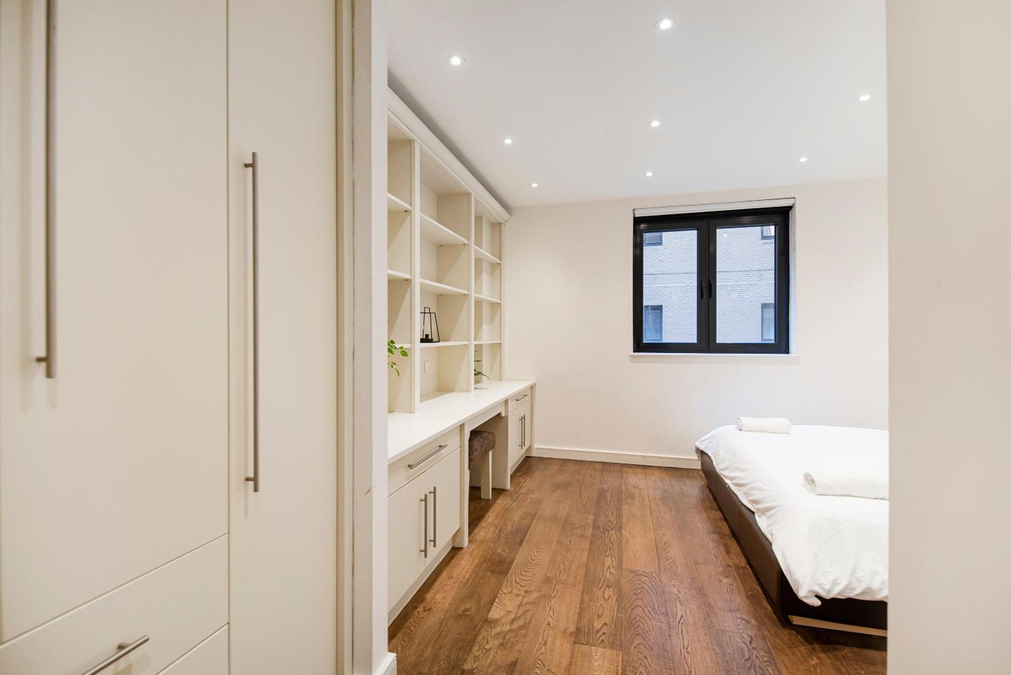 2 Bed Maissonette * Londres