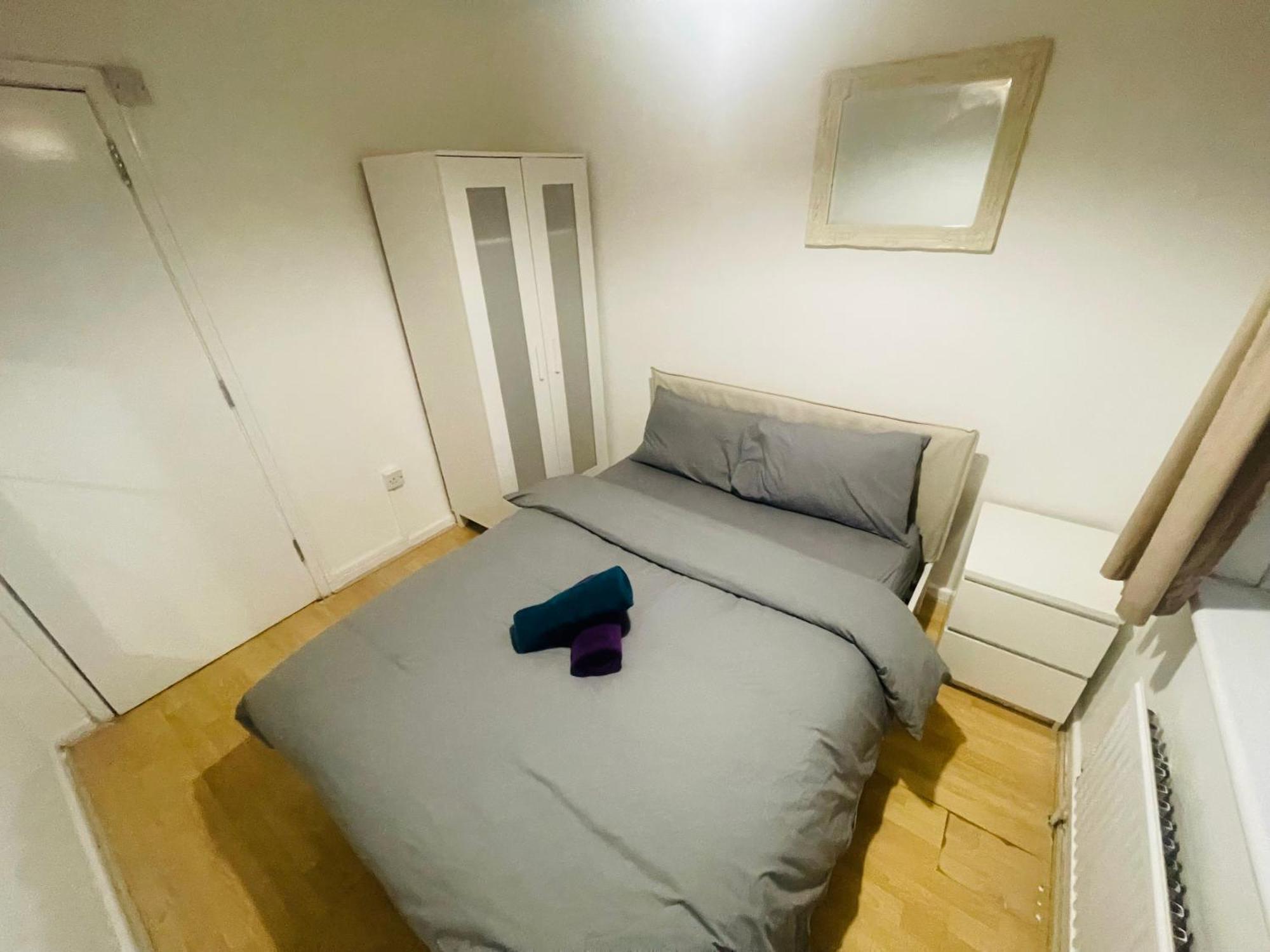 Homestay Double Near Canary Wharf 28 London