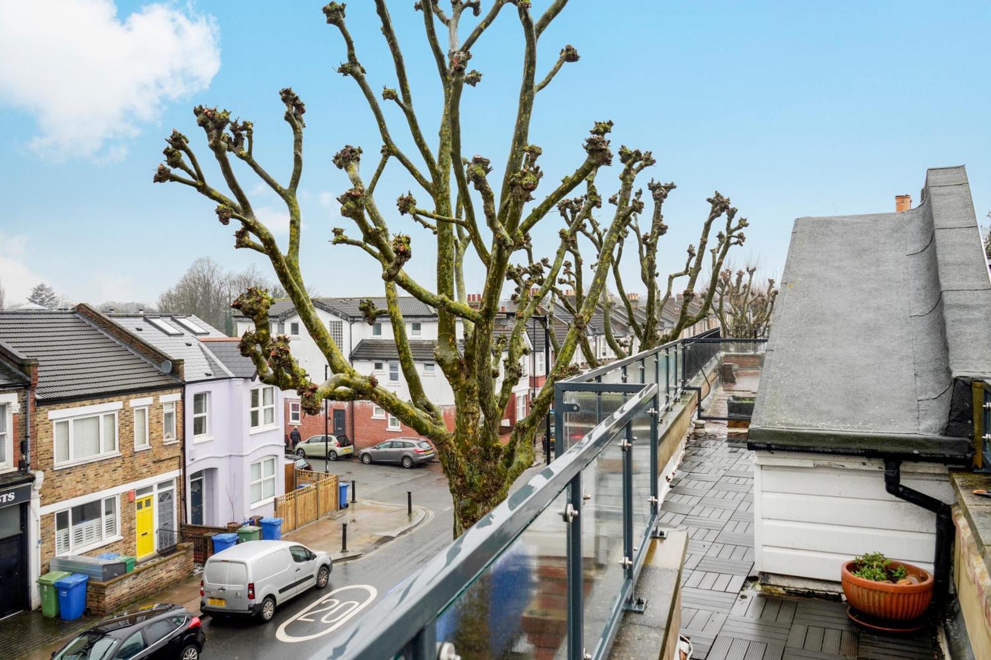 Charming 2 Bed House - Roof Terrace & Parking Vakantiehuis *
