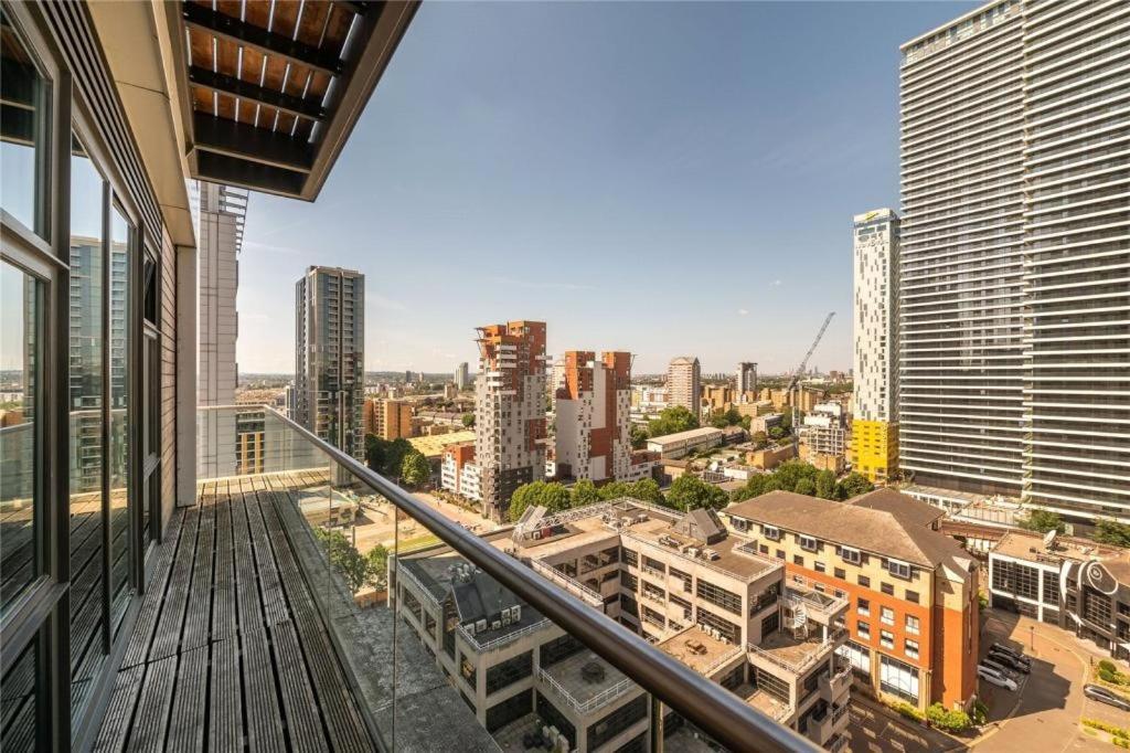 Penthouse Canary Wharf - Free Wifi Apartamento *