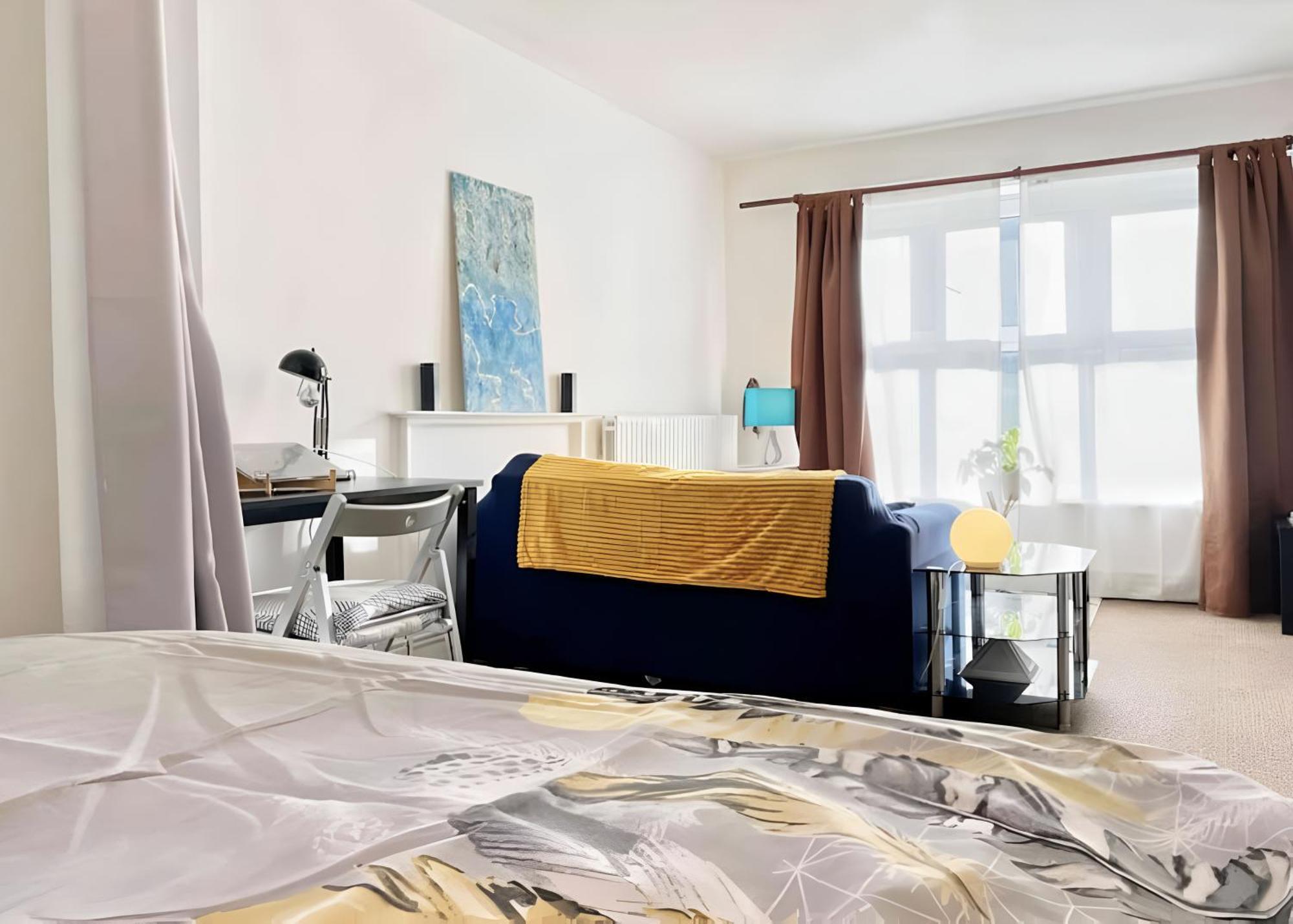 Sunny & Cosy Next To Clapham Apartment London