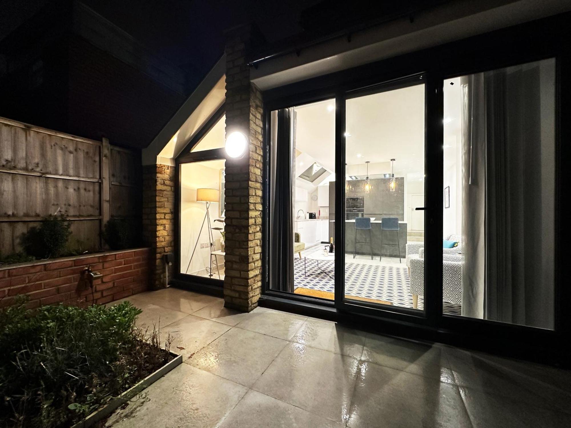 Nancy's Place In Notting Hill - 2 Double Beds, Ideal For Families London