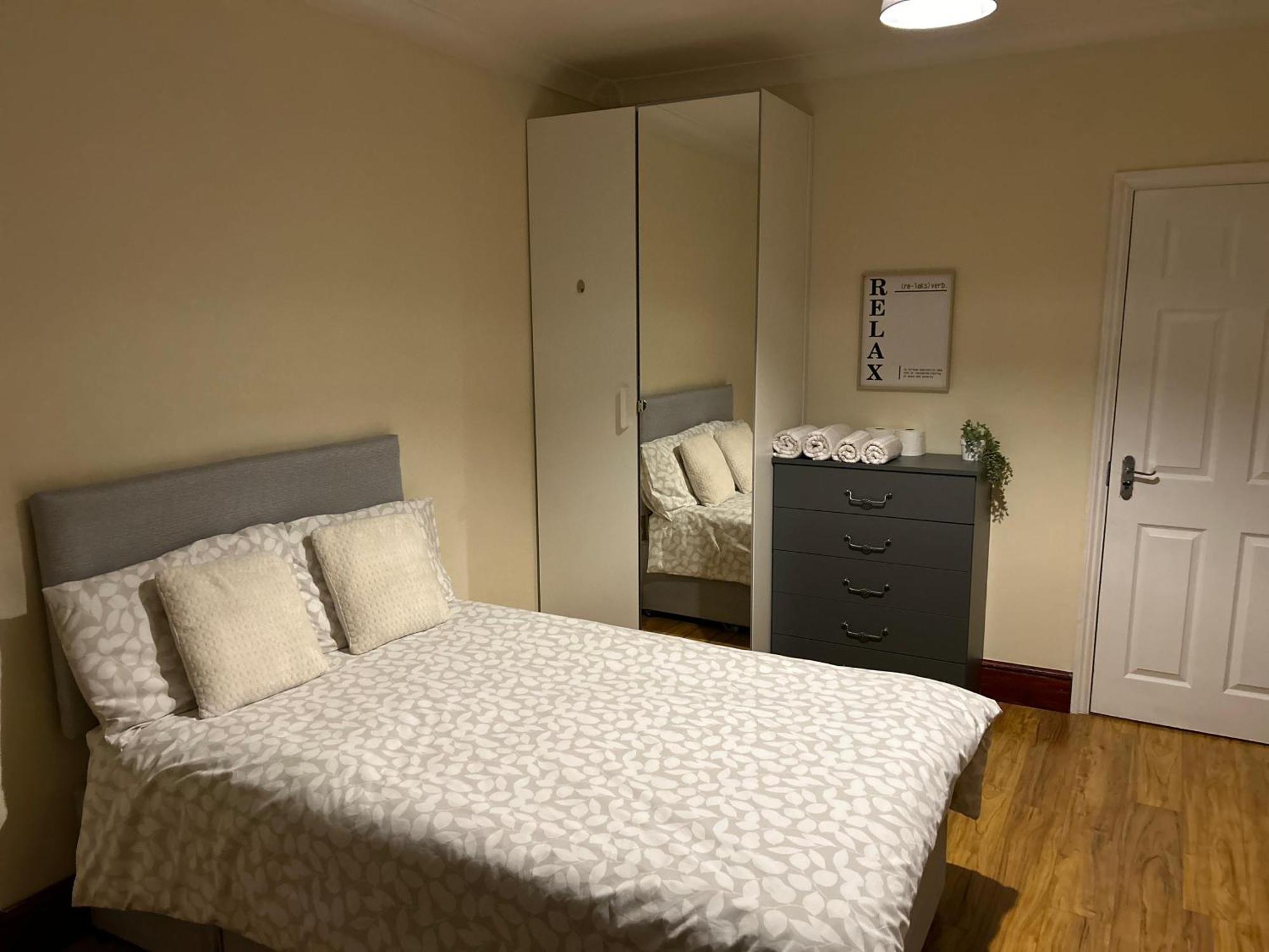Guest house 29 Ansell Road London