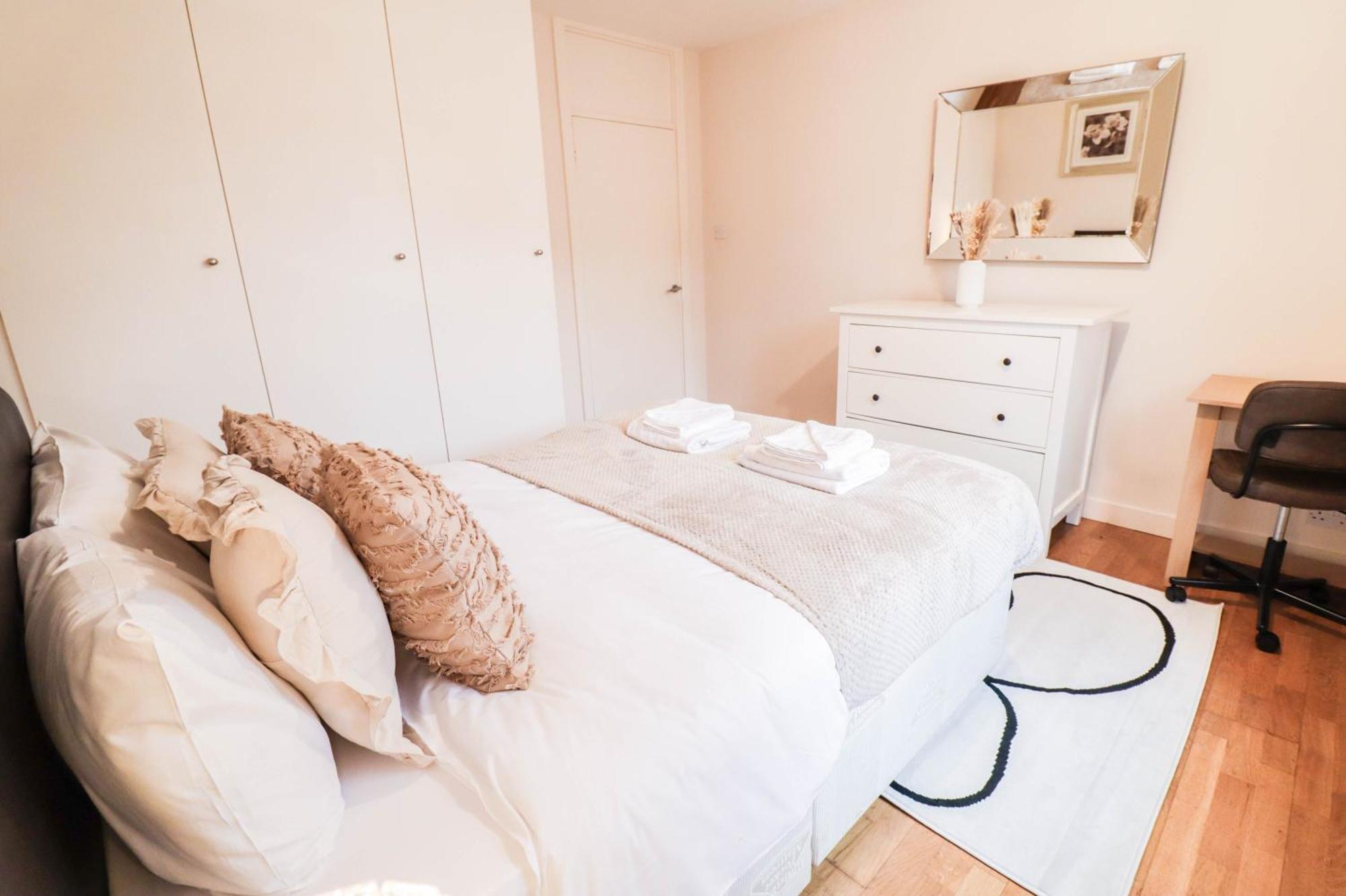 Gorgeous 2-Bedroom London Apartment Appartement