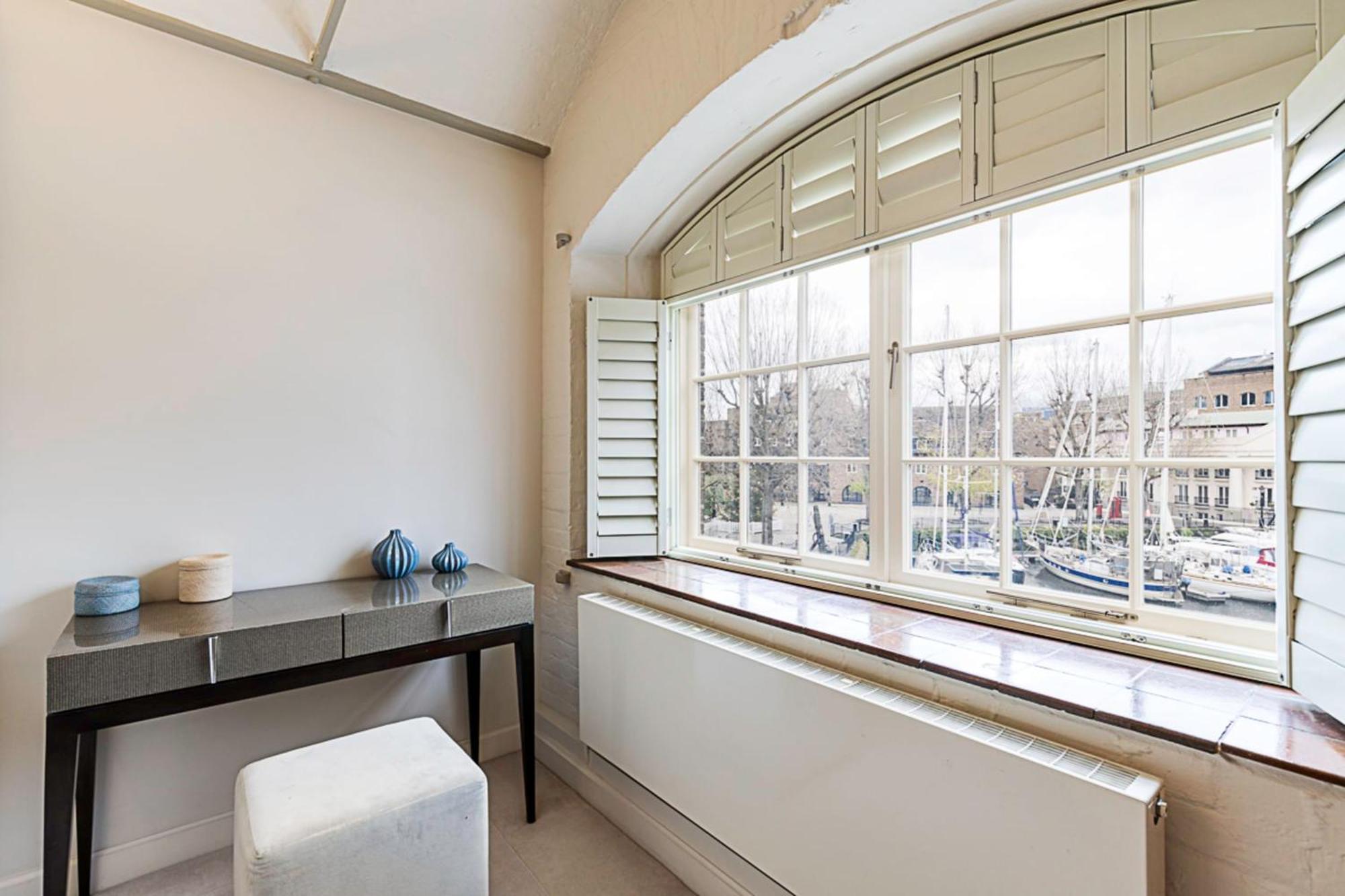 Charming In St Katharine Docks * London